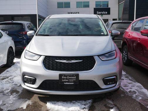 2023 Chrysler Pacifica Hybrid Touring L
