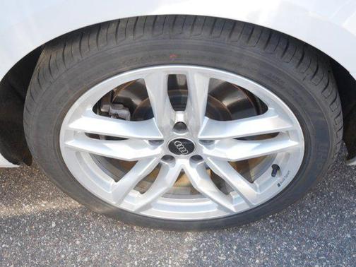 2023 Audi A4 45 S line Premium Plus