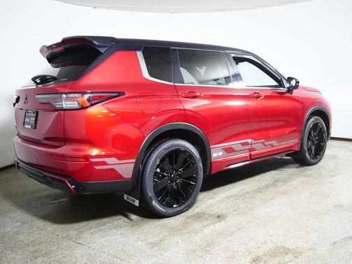 Red Diamond/Black Roof 2026 Mitsubishi Outlander Ralliart S-AWC