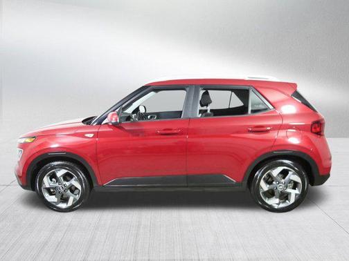 2022 Hyundai VENUE SEL