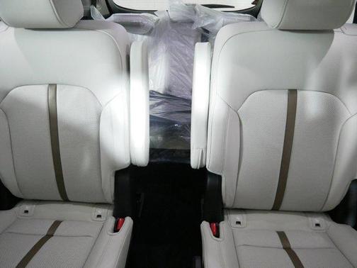 2025 Mazda CX-90 PHEV Base