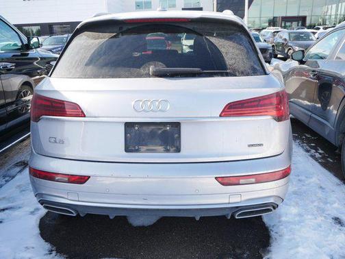 2023 Audi Q5 45 S line Premium Plus