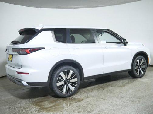 2025 Mitsubishi Outlander SE 2.5 S-AWC