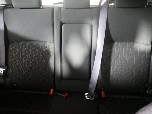 2025 Mitsubishi Outlander Sport 2.0 LE