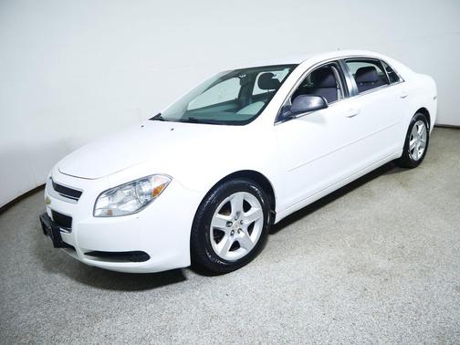 Summit White 2011 Chevrolet Malibu LS