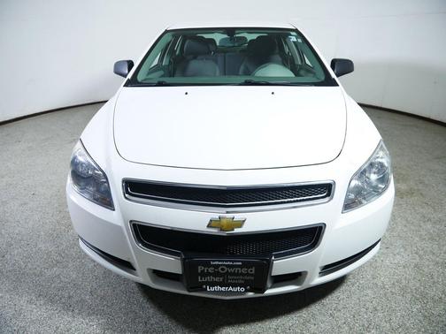 Summit White 2011 Chevrolet Malibu LS