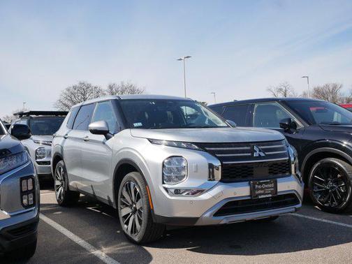 2025 Mitsubishi Outlander SE 2.5 S-AWC