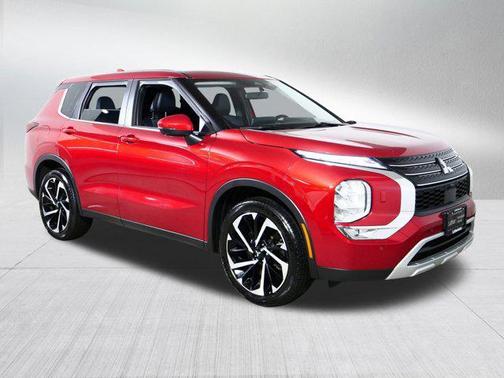 Red Diamond 2022 Mitsubishi Outlander SE 2.5 S-AWC