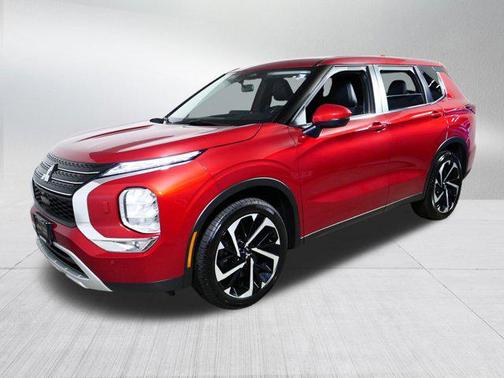 Red Diamond 2022 Mitsubishi Outlander SE 2.5 S-AWC