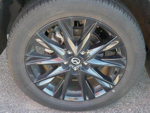 2023 Mazda CX-5 Carbon Edition