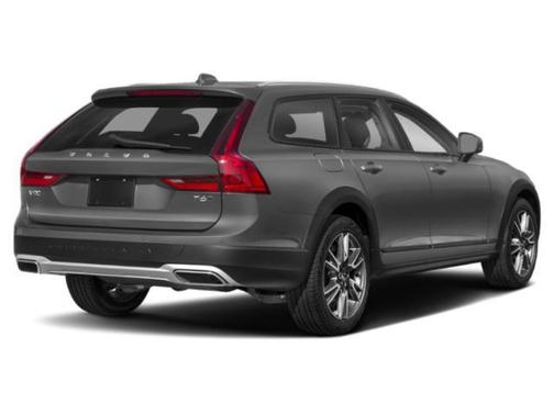 2019 Volvo V90 Cross Country T6