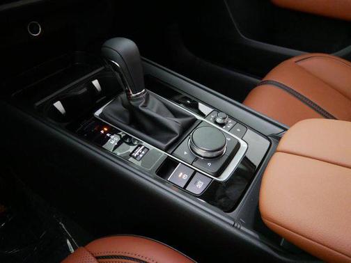 2025 Mazda CX-50 2.5 Turbo Meridian Edition