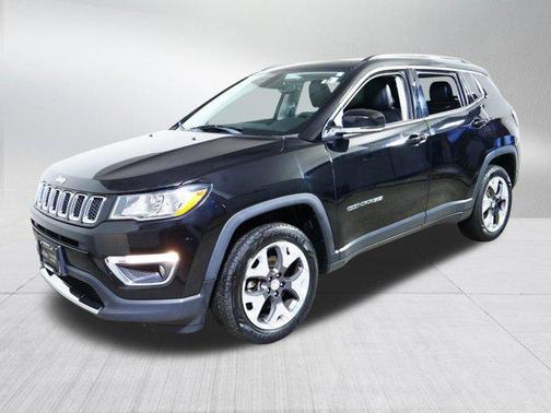 Diamond Black Crystal Pearlcoat 2018 Jeep Compass Limited