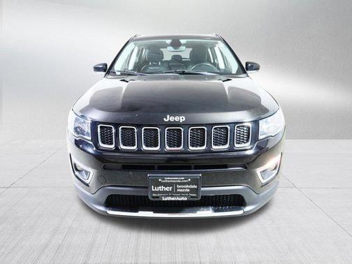 Diamond Black Crystal Pearlcoat 2018 Jeep Compass Limited