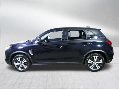 Labrador Black Pearl 2026 Mitsubishi Outlander Sport SE