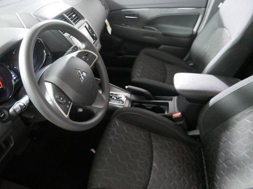 2025 Mitsubishi Outlander Sport 2.0 ES