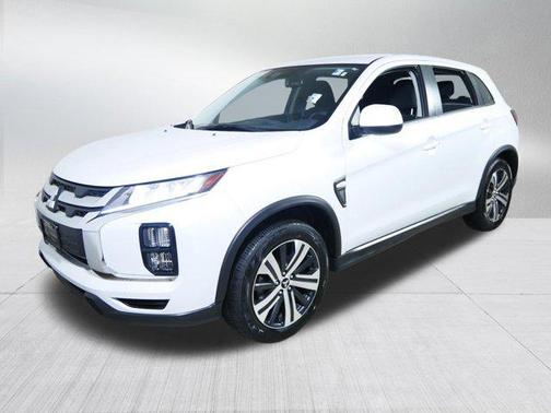 White Diamond 2025 Mitsubishi Outlander Sport 2.0 ES