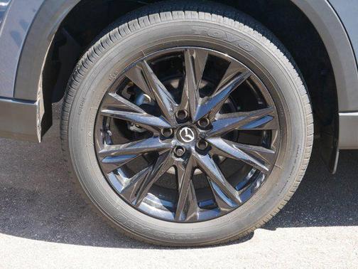 2022 Mazda CX-5 Carbon Edition