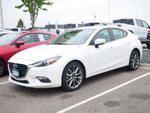 Snowflake White Pearl Mica 2018 Mazda Mazda3 Grand Touring