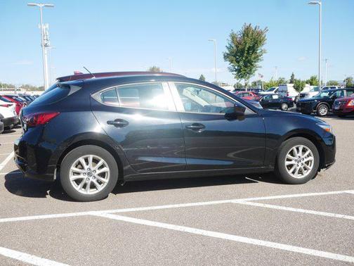 2018 Mazda Mazda3 Sport