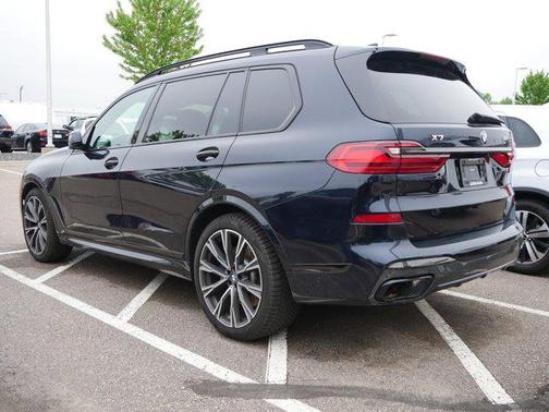Carbon Black Metallic 2021 BMW X7 M50i