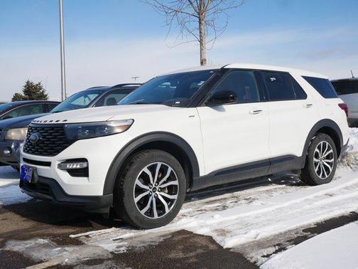 2022 Ford Explorer ST-Line
