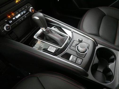 2025 Mazda CX-5 Carbon Edition
