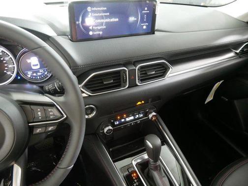 2025 Mazda CX-5 Carbon Edition