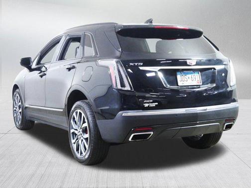 2022 Cadillac XT5 Sport
