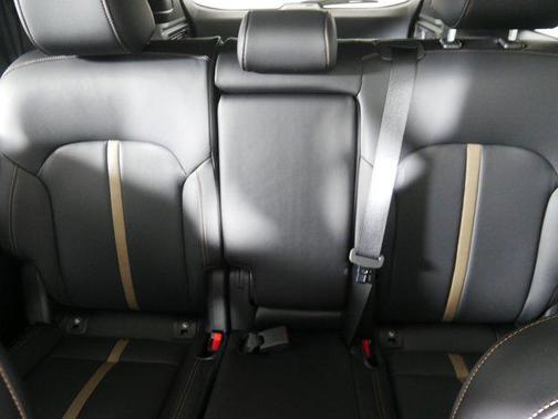2025 Mazda CX-70 PHEV Premium Plus Package