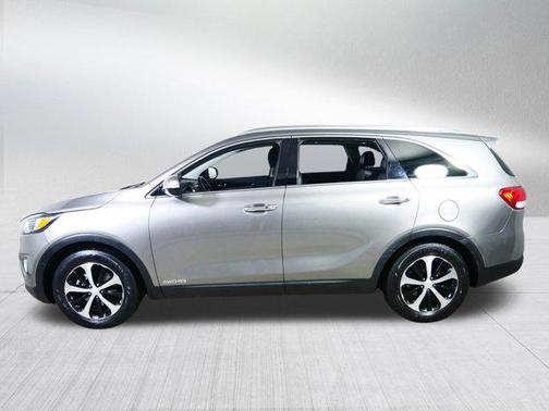 2017 Kia Sorento EX