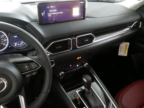 2025 Mazda CX-5 Carbon Edition