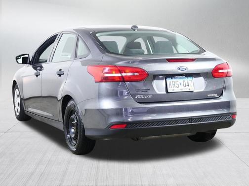 Magnetic 2015 Ford Focus S