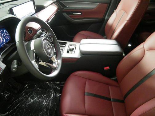 2025 Mazda CX-70 PHEV Premium Plus Package