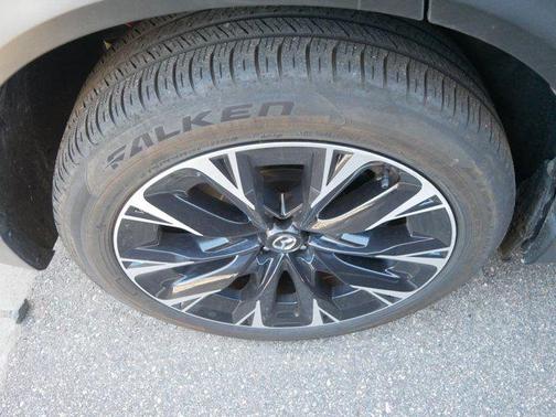 2025 Mazda CX-90 PHEV Premium Plus