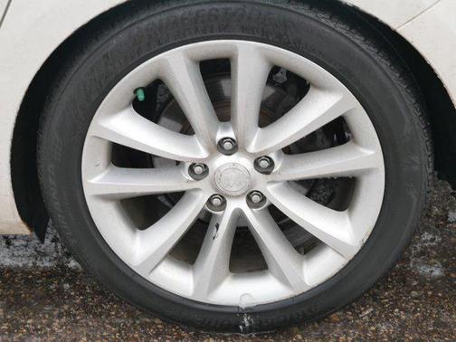 2014 Buick Verano Leather Group