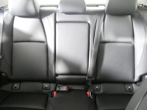 2025 Mazda Mazda3 FWD w/Preferred Package