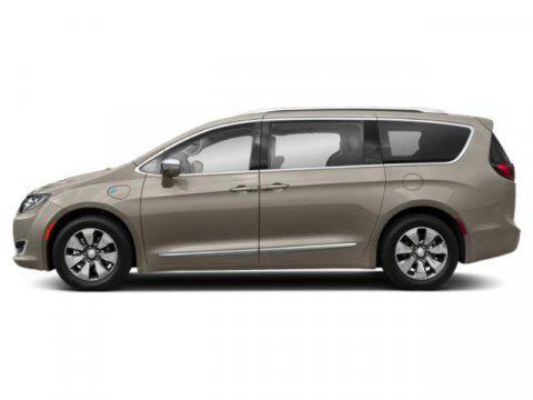 2017 Chrysler Pacifica Hybrid Platinum