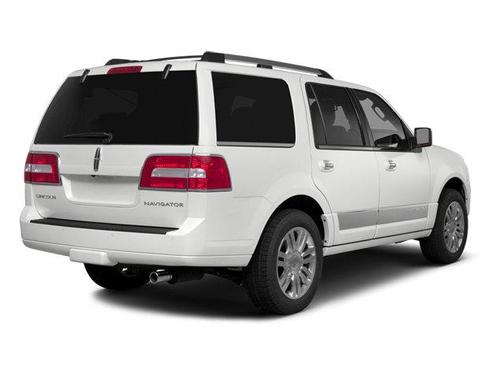 Ruby Red Metallic Tinted Clearcoat 2014 Lincoln Navigator Base