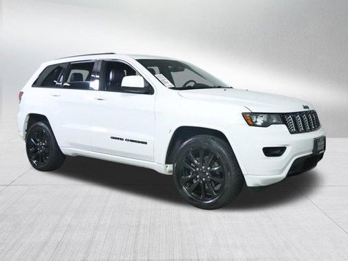 2017 Jeep Grand Cherokee Altitude