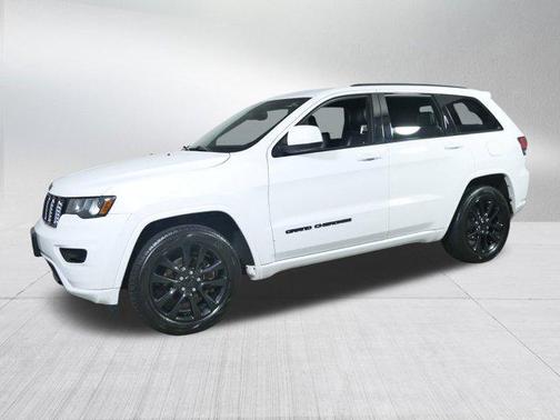 2017 Jeep Grand Cherokee Altitude