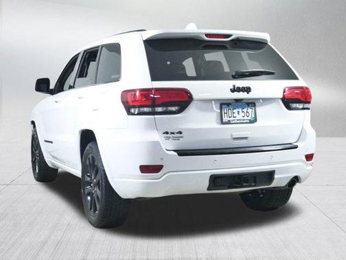 2017 Jeep Grand Cherokee Altitude