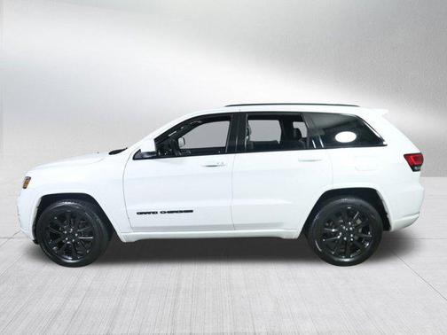 2017 Jeep Grand Cherokee Altitude