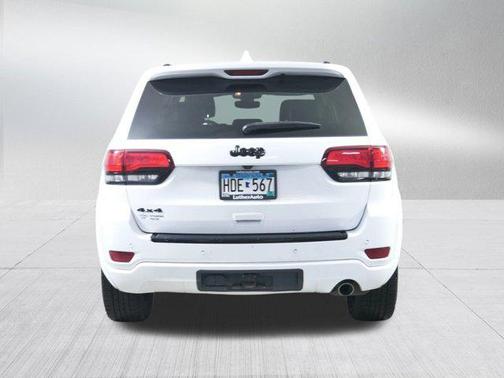 2017 Jeep Grand Cherokee Altitude