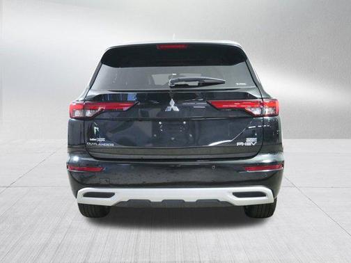 2024 Mitsubishi Outlander PHEV SEL