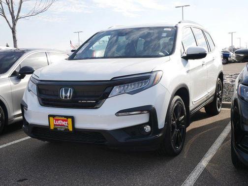 Platinum White Pearl 2021 Honda Pilot AWD Black Edition