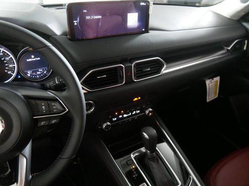 2025 Mazda CX-5 Carbon Edition
