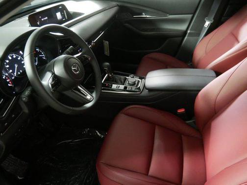 2025 Mazda CX-30 2.5 S Carbon Edition