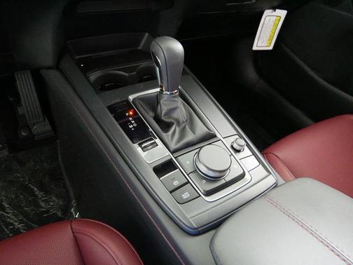 Polymetal Gray Metallic 2026 Mazda CX-30 2.5 S Carbon Edition