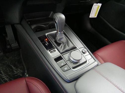 Polymetal Gray Metallic 2026 Mazda CX-30 2.5 S Carbon Edition